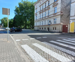 Nowe przejście dla pieszych na Narutowicza. Będzie ich więcej w Lesznie