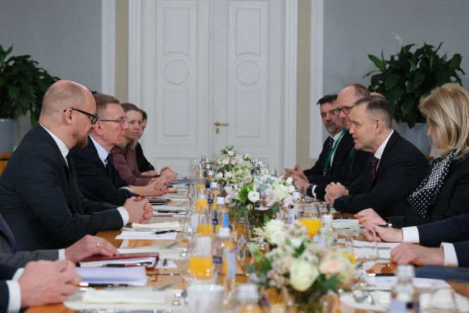 Prezydent Karol Nawrocki z wizytą na Łotwie. Główne tematy to bezpieczeństwo i sytuacja na Bałtyku