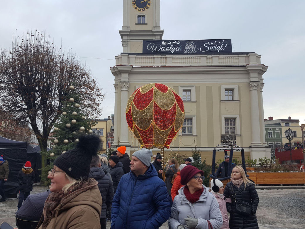 Ekstremalne Mikołajki z NGO w Lesznie przyciagnęły tłumy mieszkańców