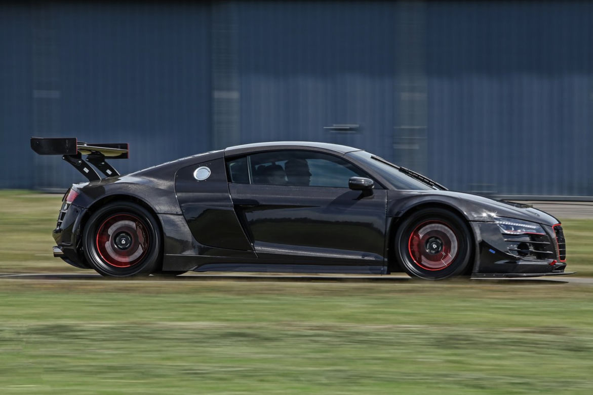 RECON MC8 - Audi R8 po tuningu Potter & Rich