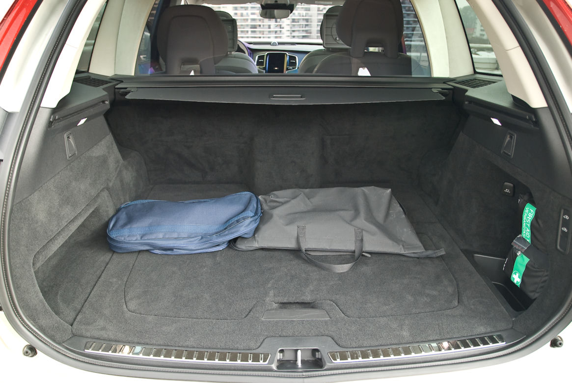 Volvo XC90 T8 Twin Engine AWD Excellence