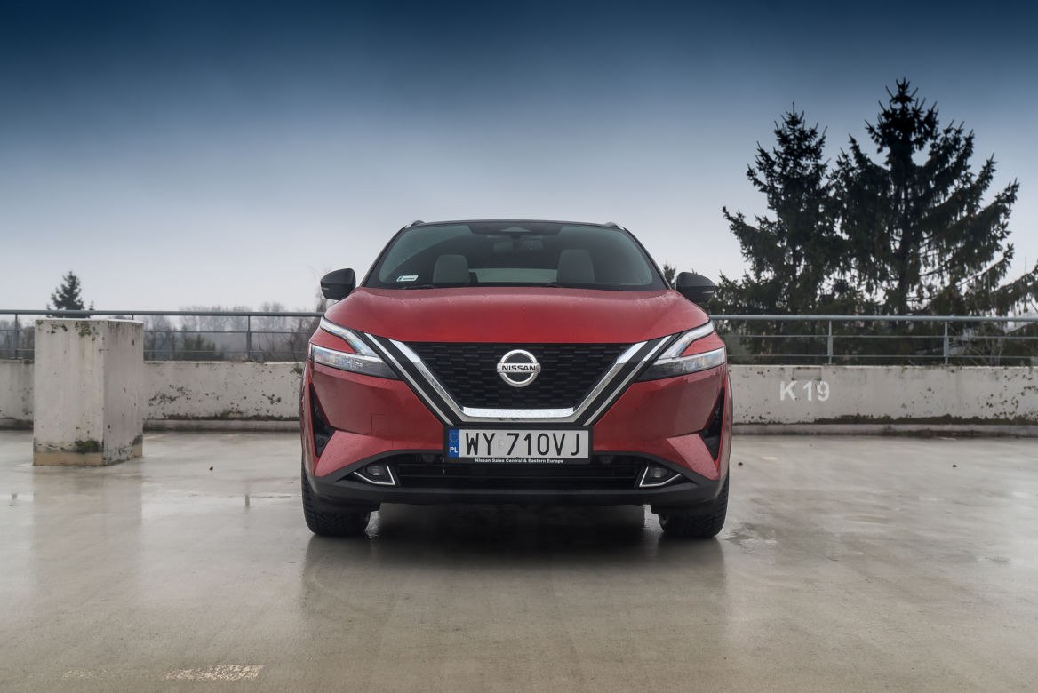Nissan Qashqai 1.3 DIG-T MHEV 158 KM Xtronic 4WD TEKNA