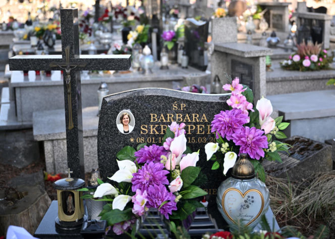 Grób pani Basi w pierwszą rocznicę śmierci