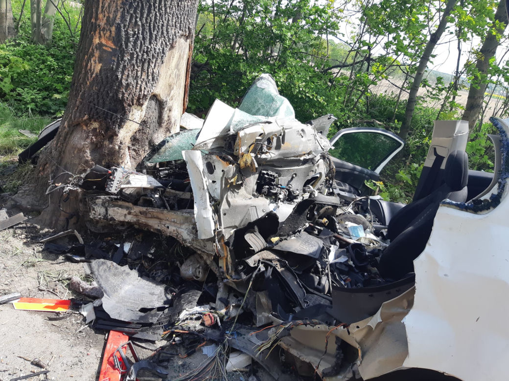 Tragiczny wypadek w Wyrach. Nie żyje 34-letni mężczyzna
