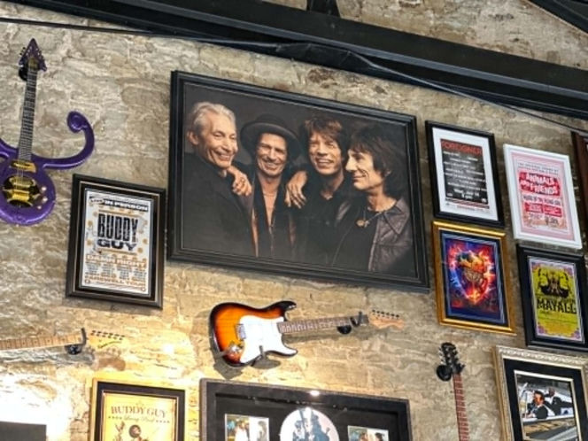 Ćmielów. Największa w Europie kolekcja gitar