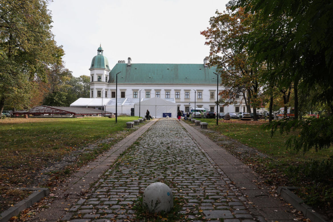 Warszawa dawniej i dziś. Szpital Ujazdowski