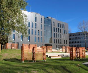 Zielona Góra. Biblioteka uniwersytecka