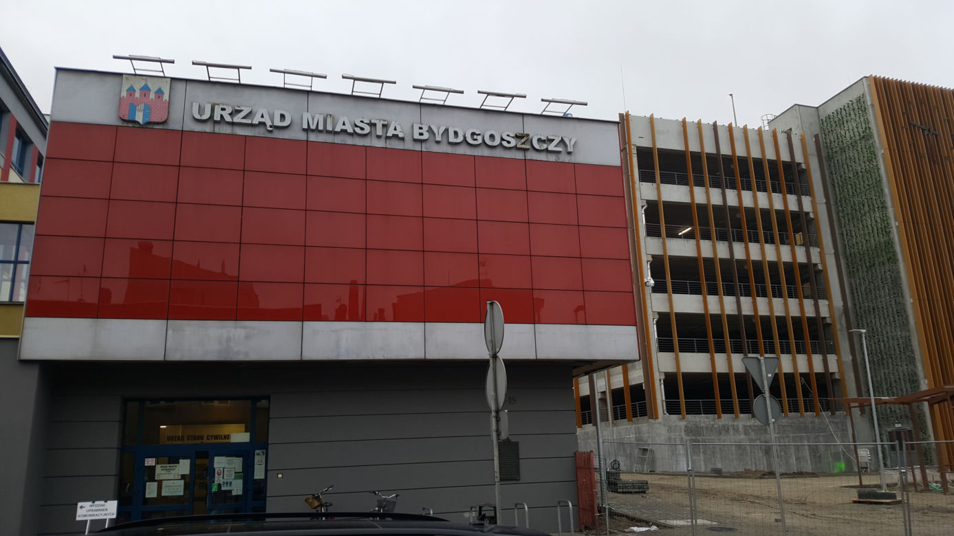Trwają ostatnie prace przy budowie parkingu przy ul. Grudziądzkiej 