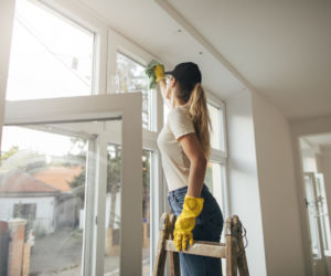 Jak myć okna i parapet?