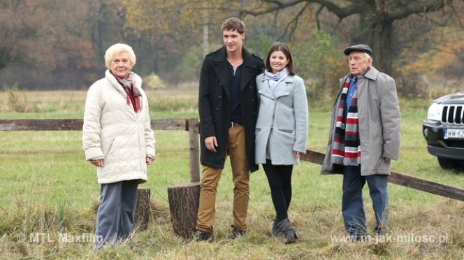 	M jak miłość odc. 1116. Kasia (Agnieszka Sienkiewicz), Marcin (Mikołaj Roznerski), Barbara (Teresa Lipowska), Lucjan (Witold Pyrkosz)