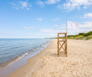 Sinice Dziwnów 16.07. Czy w Dziwnowie można się dzisiaj kąpać? Flaga, warunki pogodowe