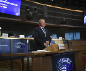 Wojciechowski zarobi 6 milionów
