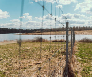 Zagrodziłeś dostęp do jeziora lub rzeki? Grozi ci nawet 7500 zł kary