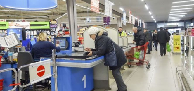  Zakaz handlu w niedzielę - sklepy otwarte po północy [LISTA] 