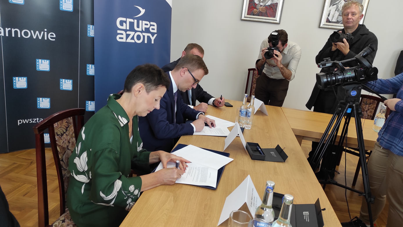 Podpisanie nowej umowy o współpracy PWSZ w Tarnowie z Grupą Azoty