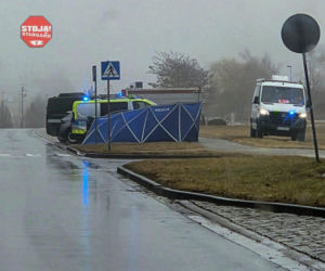 Zagadkowa śmierć żołnierza przy cmentarzu. Służby badają tajemniczy zgon