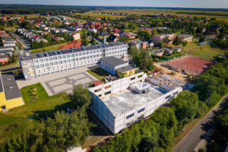 Budowa hali sportowej w Osiecznej