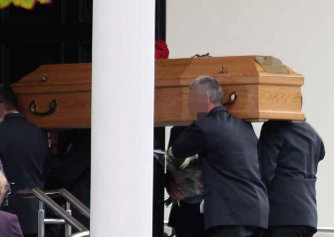 Tadeusz zginął próbując ratować Perełkę. Nocna podróż samochodem zakończona tragedią