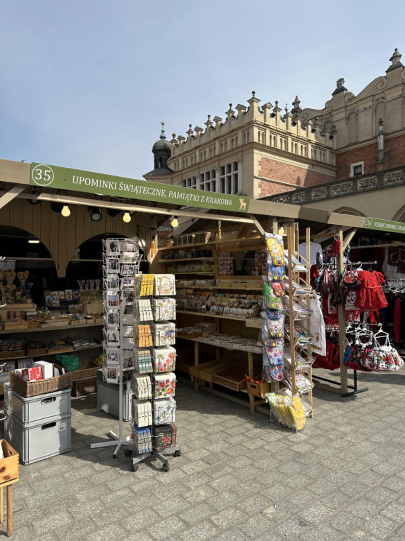 W Krakowie wystartował jarmark wielkanocny. Sprawdziliśmy tegoroczne ceny!
