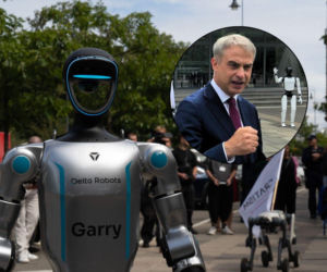 Roboty protestowały pod Ministerstwem Cyfryzacji. Krzysztof Gawkowski: Mamy się czego obawiać