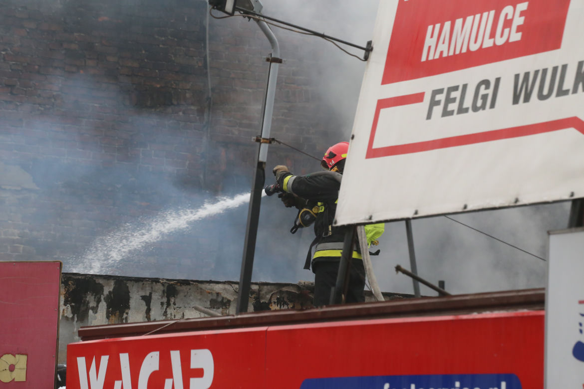 Pożar warsztatu samochodowego przy ul Racławickiej