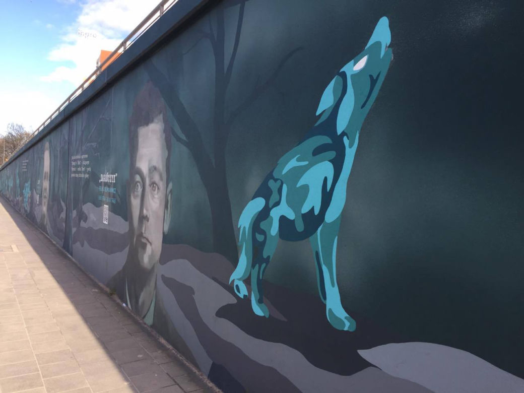 Zniszczono mural Żołnierzy Wyklętych! Napis "MORDERCA" na portrecie majora Łupaszki [ZDJĘCIA]