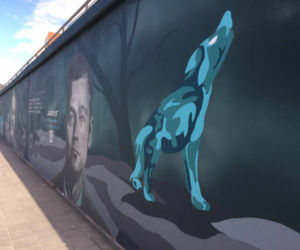 Zniszczono mural Żołnierzy Wyklętych! Napis MORDERCA na portrecie majora Łupaszki [ZDJĘCIA]