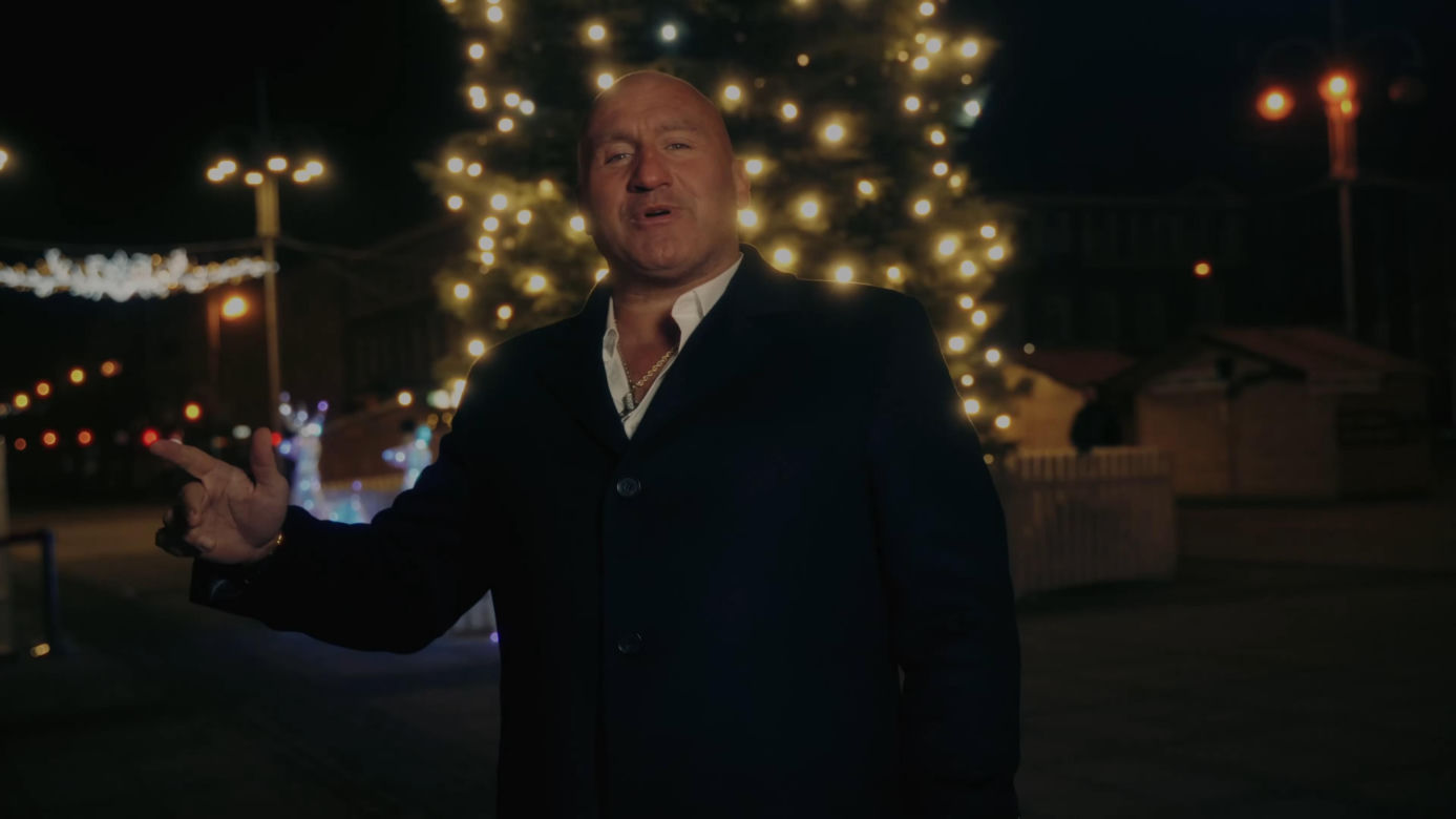 Marcin Najman nagrał kolędę