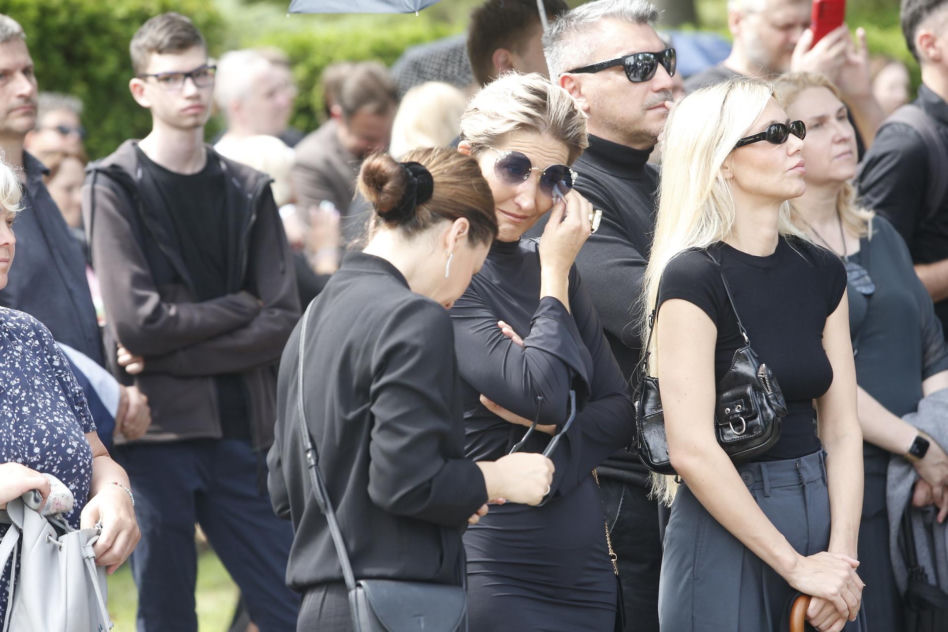 Pogrzeb Joanny Kołaczkowskiej. To jej ostatnie pożegnanie! Msza w kościele i świecka ceremonia