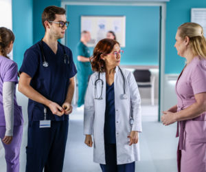 Szpital św. Anny, odcinek 88: Zyta próbuje namówić Krzysztofa Wrońskiego do powrotu do pracy