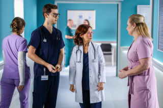 Szpital św. Anny, odcinek 88: Zyta próbuje namówić Krzysztofa Wrońskiego do powrotu do pracy