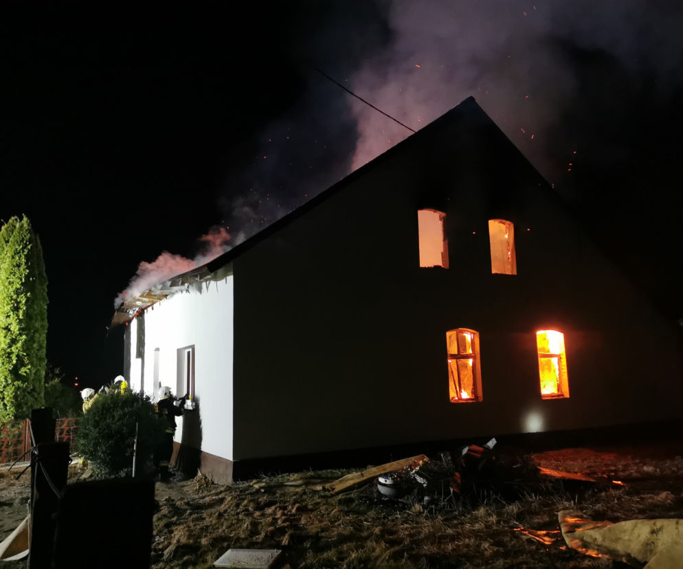 Tragiczny pożar domu pod Gnieznem. Straszne kulisy śmierci 66-latka 