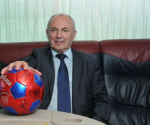 Leszek Gierszewski - prezes firmy Drutex