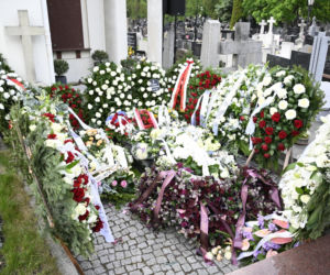 Grób Andrzeja Olechowskiego