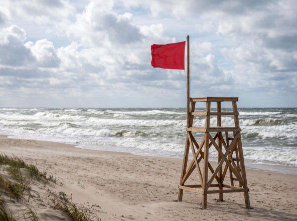Sinice Łazy. Czy w Łazach można się kąpać 18.08? Flaga, warunki pogodowe