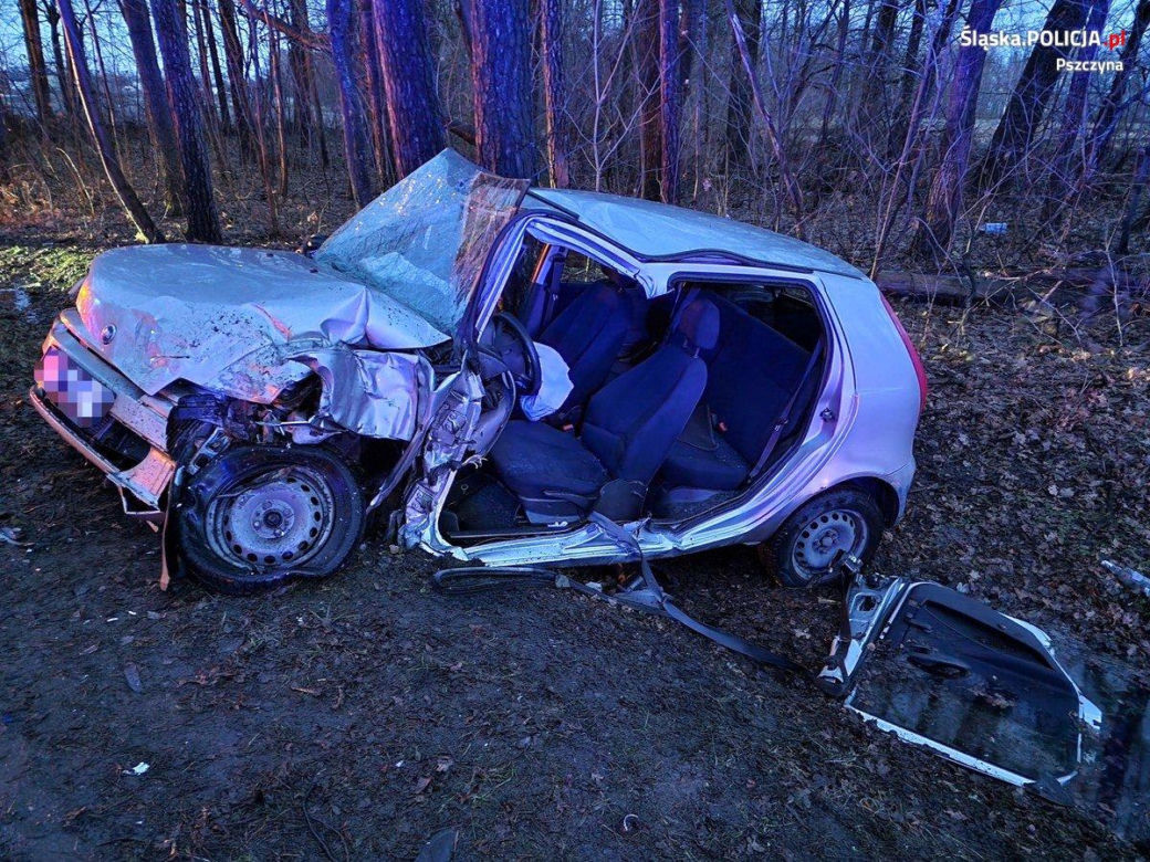 Wypadek w Miedźnej. Kierująca trafiła do szpitala