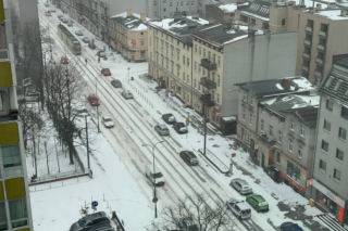 Białe ulice Poznania o poranku. Dziś będzie jeszcze gorzej? [GALERIA ZDJĘĆ] 