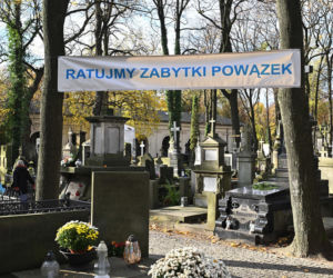 Kwesta na ratowanie zabytków Powązek 2026. 250 osób wyjdzie z puszkami