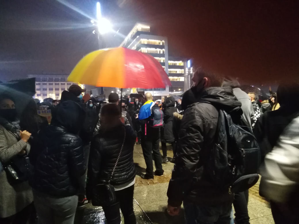 Wojedzówki strajk kobiet w Katowicach. Gigantyczne tłumy na rynku. "To jest WOJNA" [ZDJĘCIA]