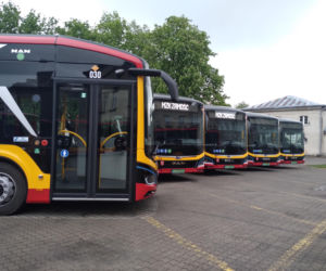 Przekazanie nowych autobusów