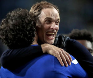 Piłkarze i kibice Chelsea Londyn świętują wygranie Ligi Mistrzów po zwycięstwie w finale 1:0 z Manchesterem City 