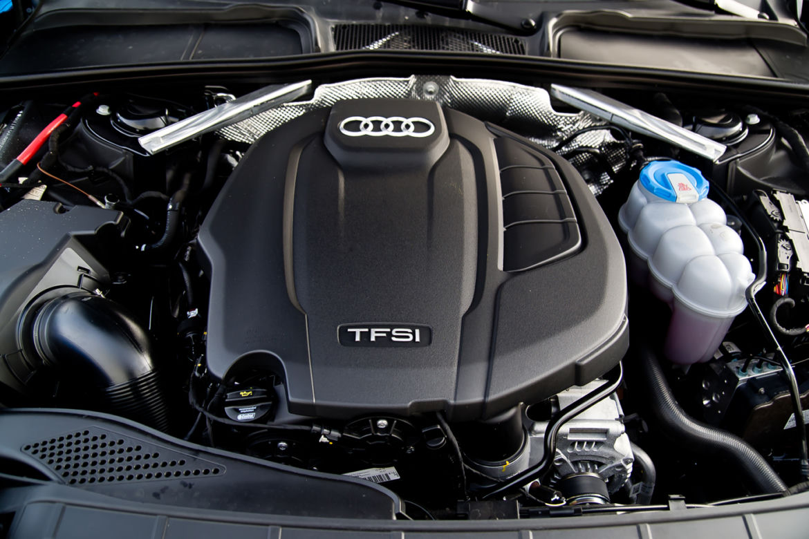 Audi A4 Avant B9 quattro