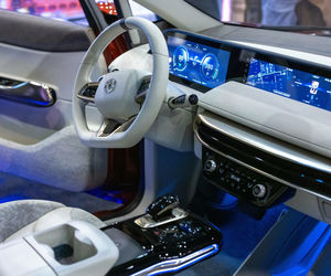 Samochód elektryczny Izera miał być produkowany w Jaworznie