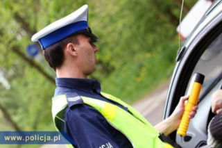 Elbląskie drogi opanowują pijani kierowcy! Policjanci nie mają dla nich litości!