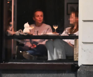 Katarzyna Zielińska pije z kaczorem