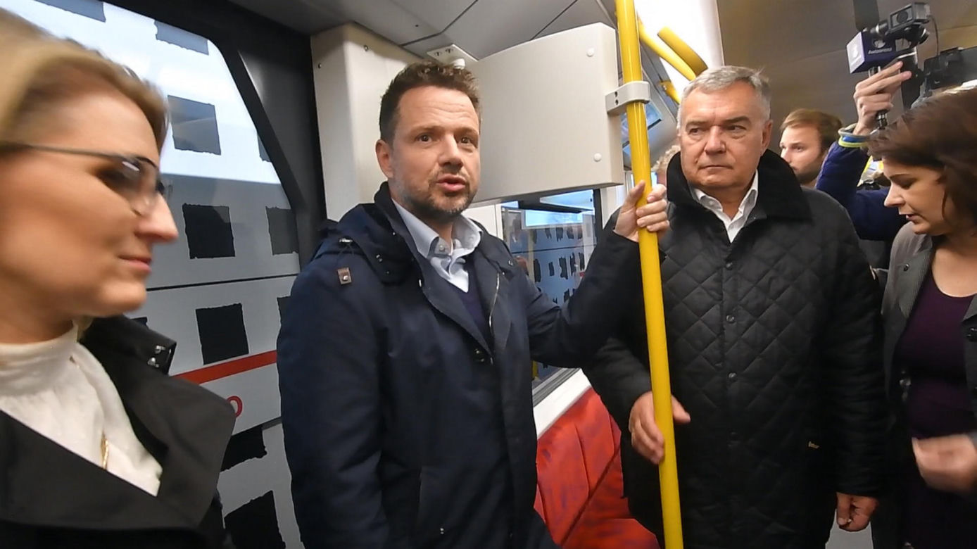 Metro pojechało na Targówek. Tak wyglądało otwarcie nowych stacji
