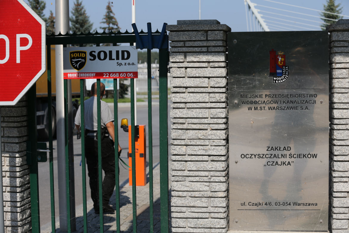 Awaria w oczyszczalni ścieków "Czajka"