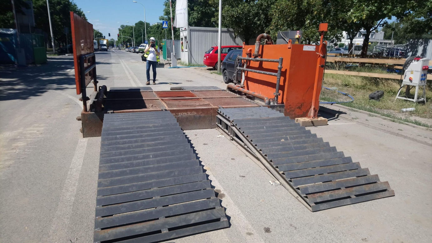 Rozpoczyna się budowa stacji metra Brudno
