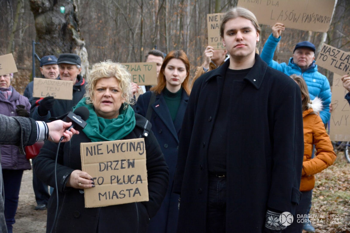 Protest mieszkańców przeciwko wycince drzew na Bukowej Górze