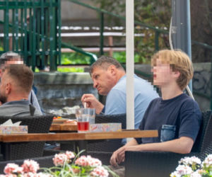 Gołota ze znajomymi
